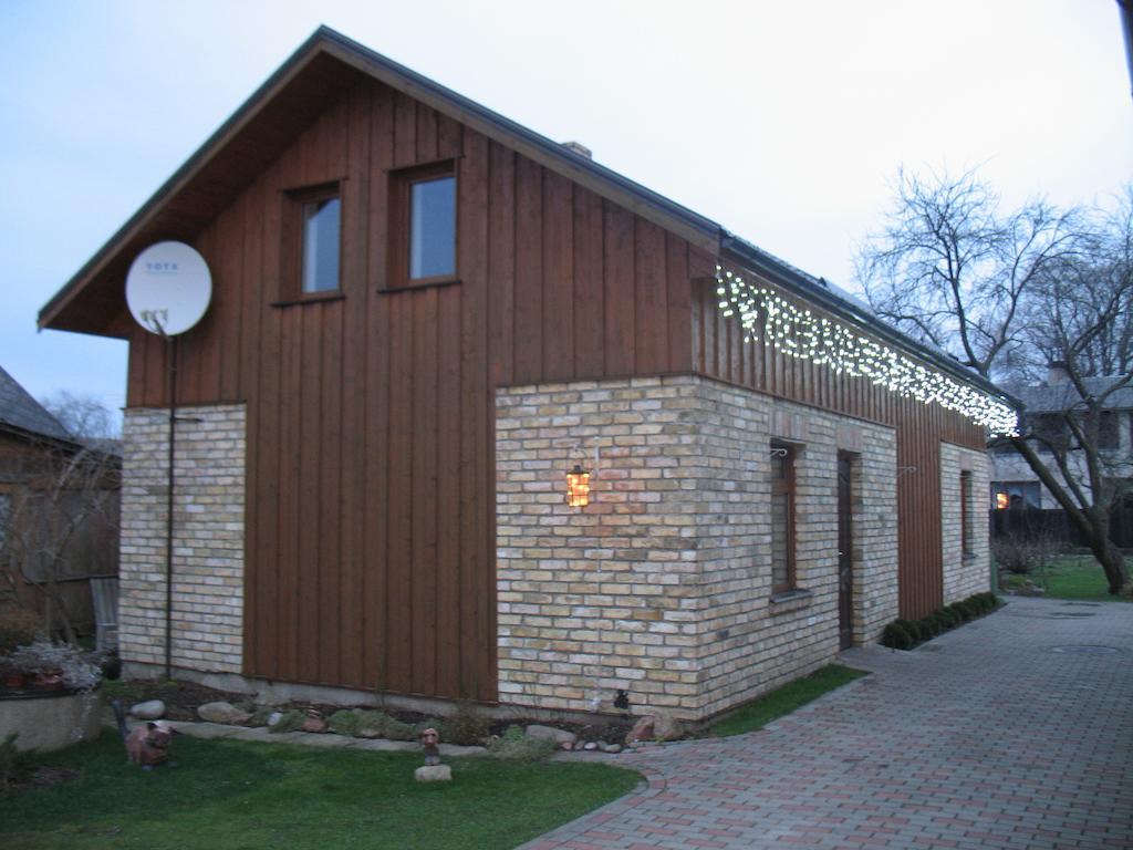 Pulkvedis Guest House Βέντσπιλς Εξωτερικό φωτογραφία